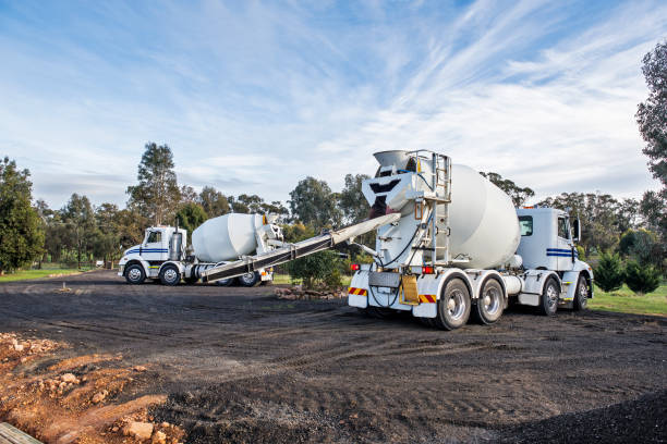 Best Commercial Concrete Services in Fayette, MO